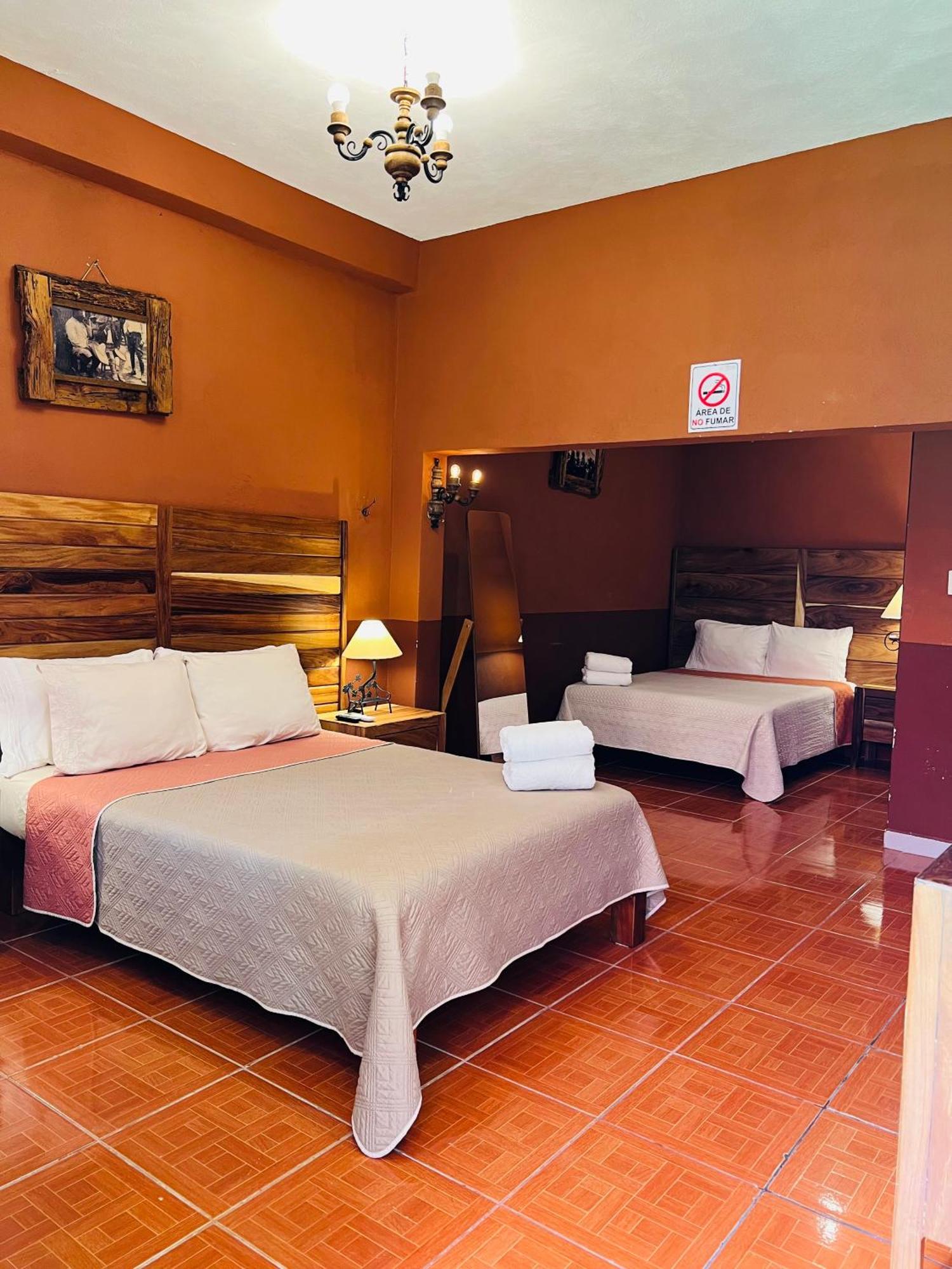 Hosteria Casa Marquez León Exteriér fotografie